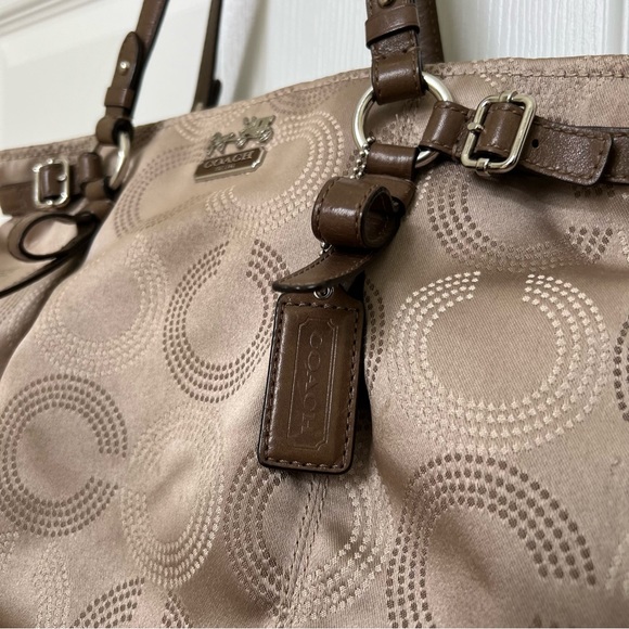 Coach Gold Dotted Madison Handbag (Authentic) - Picture 5 of 7